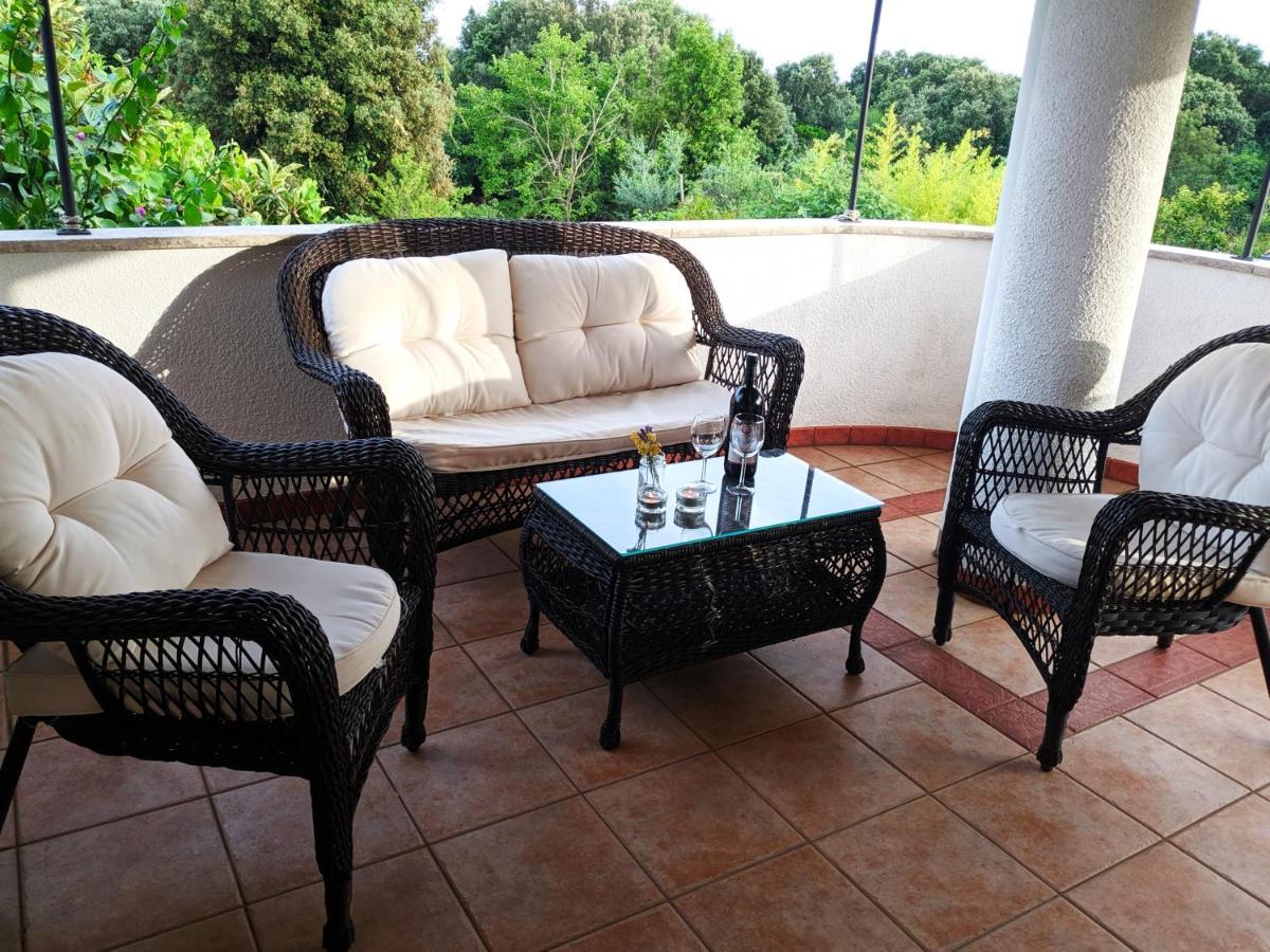 Apartment Soline Pjescana Uvala Esterno foto